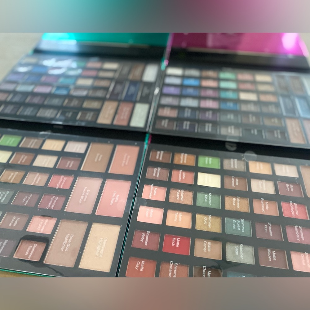 2 Makeup Pallets - Picture 10 of 11